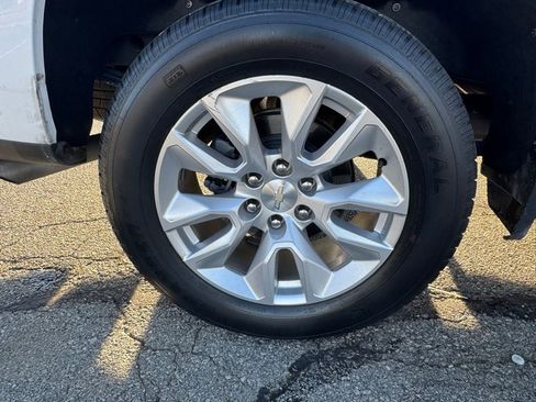 Used 2022 Chevrolet Silverado 1500 Custom image 39