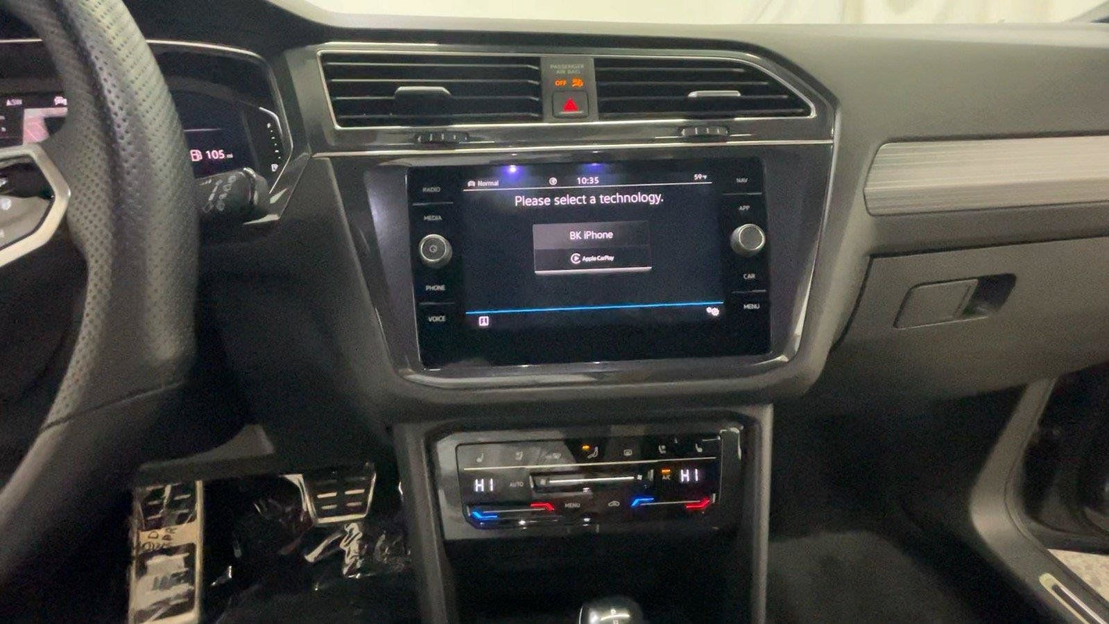 Used 2022 Volkswagen Tiguan SEL R-Line AWD/4WD image 34