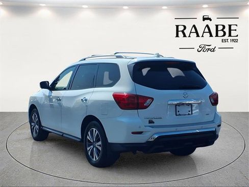 Used 2020 Nissan Pathfinder S image 5