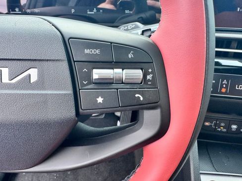 New 2026 Kia Sportage SX image 15