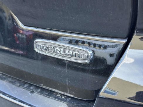 Used 2023 Jeep Grand Cherokee Overland image 10