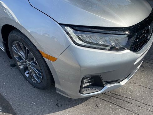 New 2026 Honda Odyssey Touring image 24
