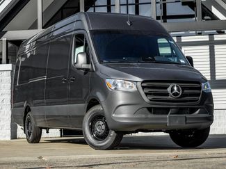 Used 2026 Mercedes-Benz Sprinter 2500 video 1
