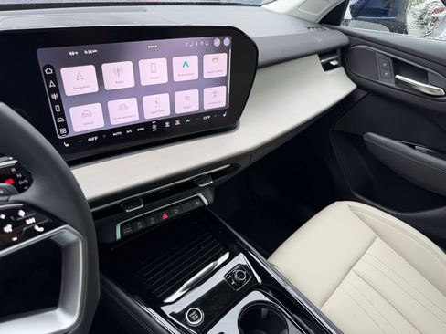 New 2026 Audi Q3 quattro 2.0T AWD/4WD image 18