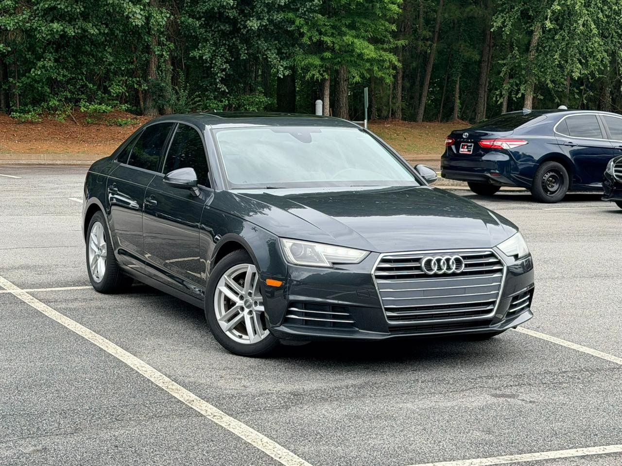 Used 2017 Audi A4 2.0T Ultra Premium w/ Convenience Package FWD image 3