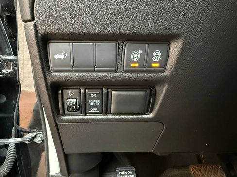 Used 2019 Nissan Armada SL w/ Premium Package image 24