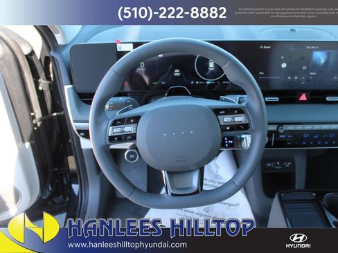 Used 2025 Hyundai Ioniq 5 Limited image 18