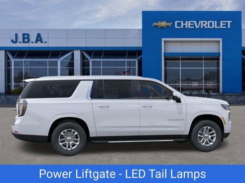 New 2026 Chevrolet Suburban LT w/ Comfort Package image 6