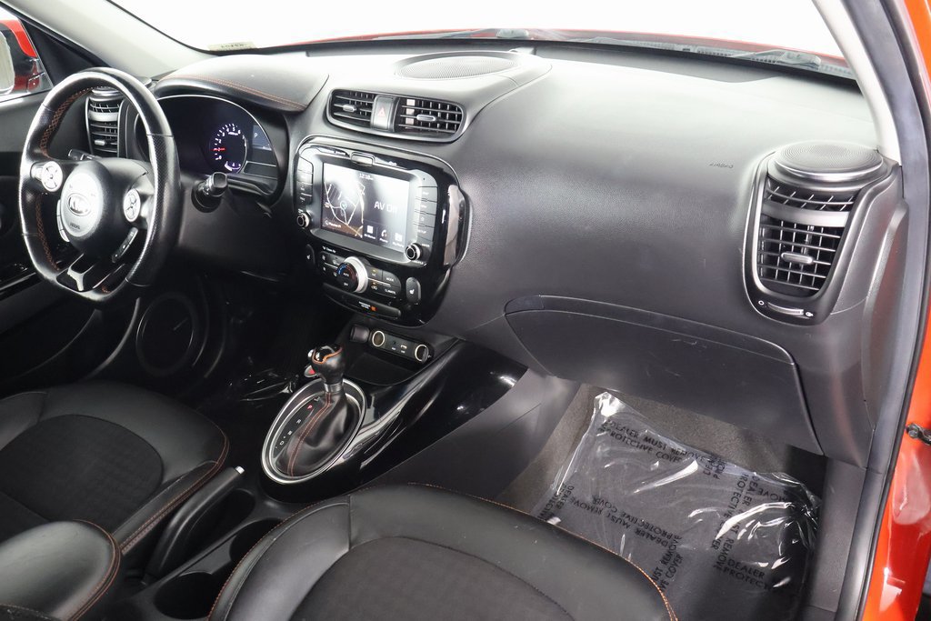 Used 2018 Kia Soul ! w/ Tech Package FWD image 9