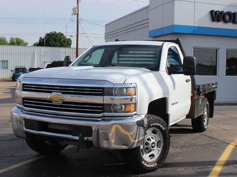 Used 2015 Chevrolet Silverado 2500 W/T AWD/4WD image 11