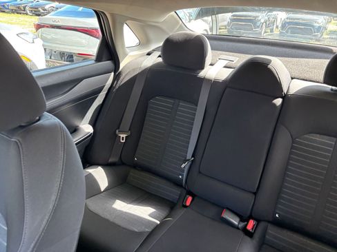 Used 2025 Kia K5 LXS image 41