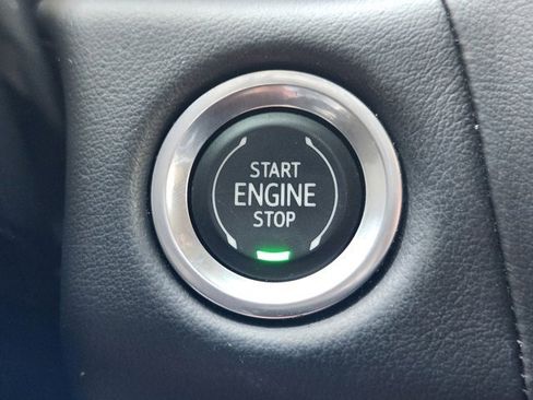 Used 2021 Chevrolet Tahoe Z71 w/ Z71 Off-Road Package image 22