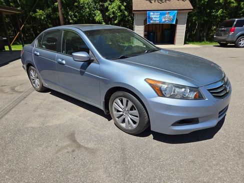 Used 2011 Honda Accord EX image 8