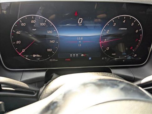 Used 2026 Mercedes-Benz GLC 300 image 10