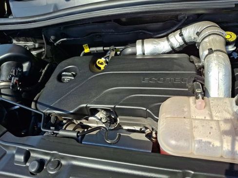 Used 2022 Buick Encore Preferred w/ Safety Package AWD/4WD image 27