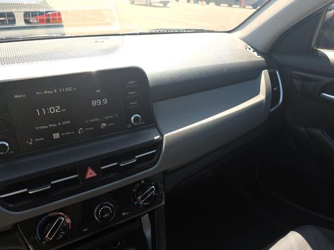 Used 2026 Kia Seltos LX FWD image 8