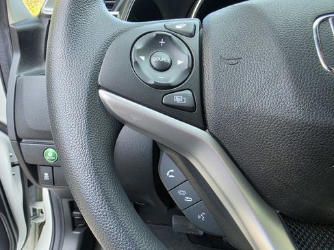 Used 2016 Honda Fit EX image 39