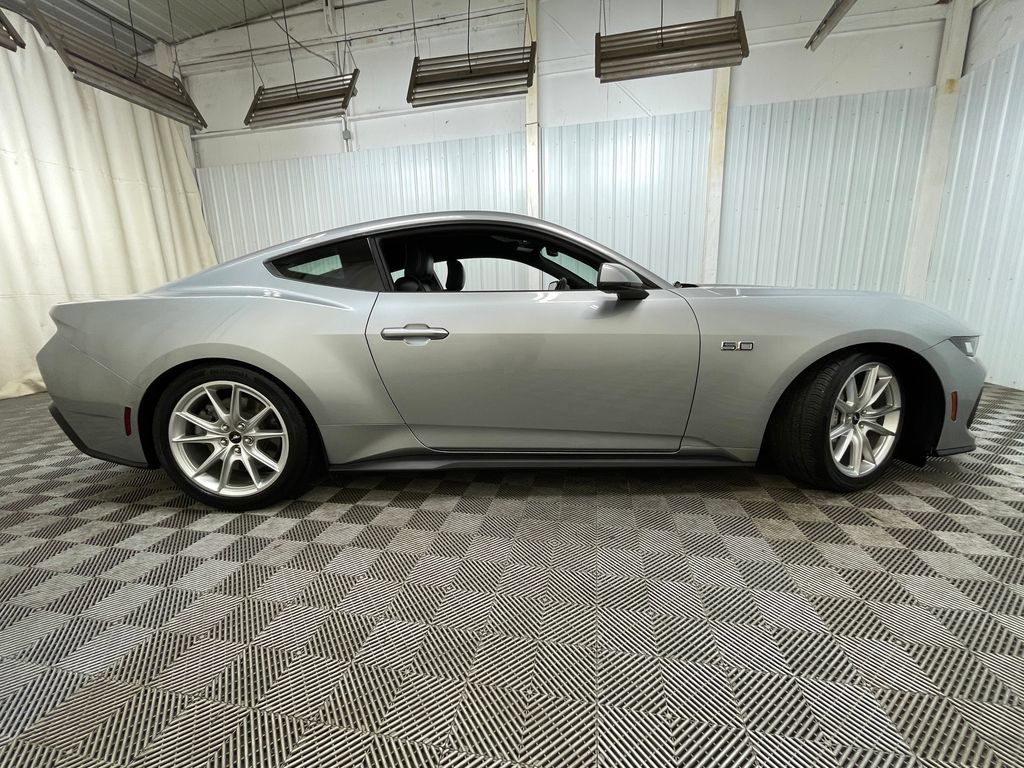 Used 2024 Ford Mustang GT Premium RWD image 19
