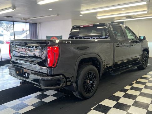 Used 2024 GMC Sierra 1500 Pro w/ Graphite Edition AWD/4WD image 14