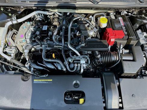 Used 2025 Nissan Sentra S FWD image 34