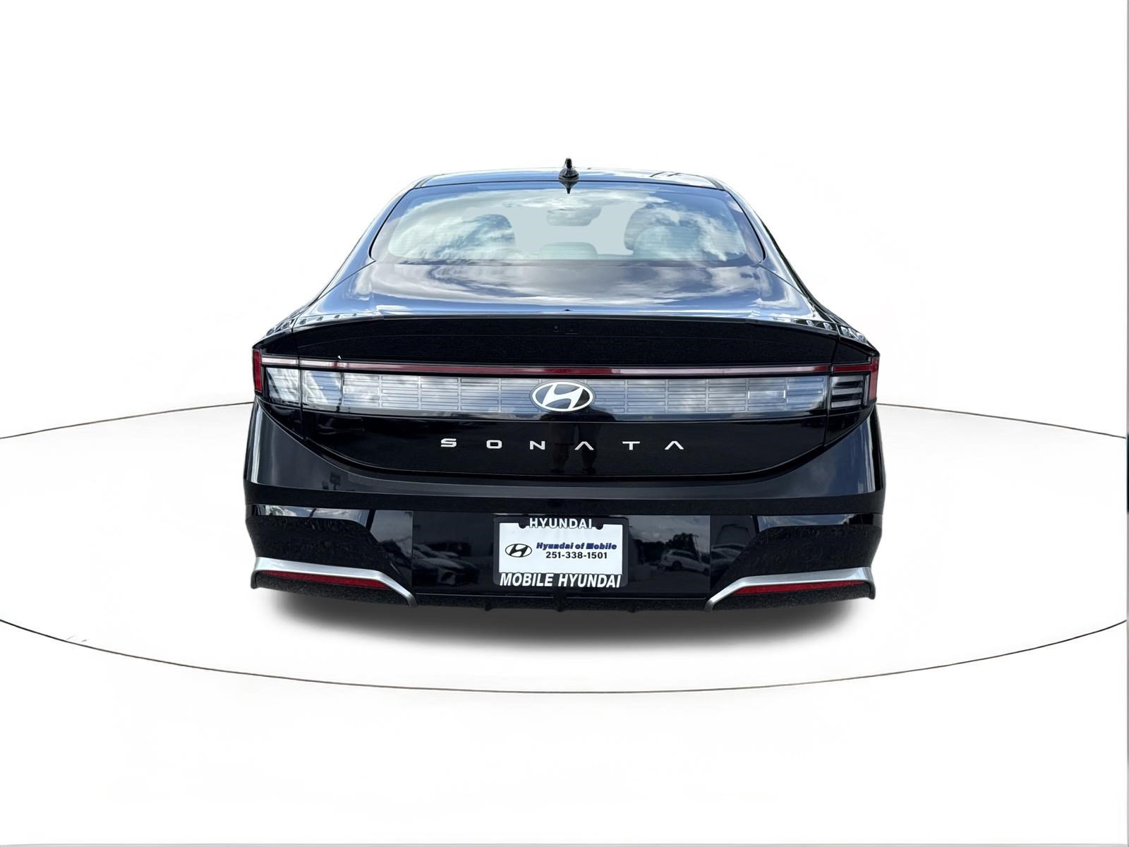 New 2026 Hyundai Sonata SEL FWD image 4