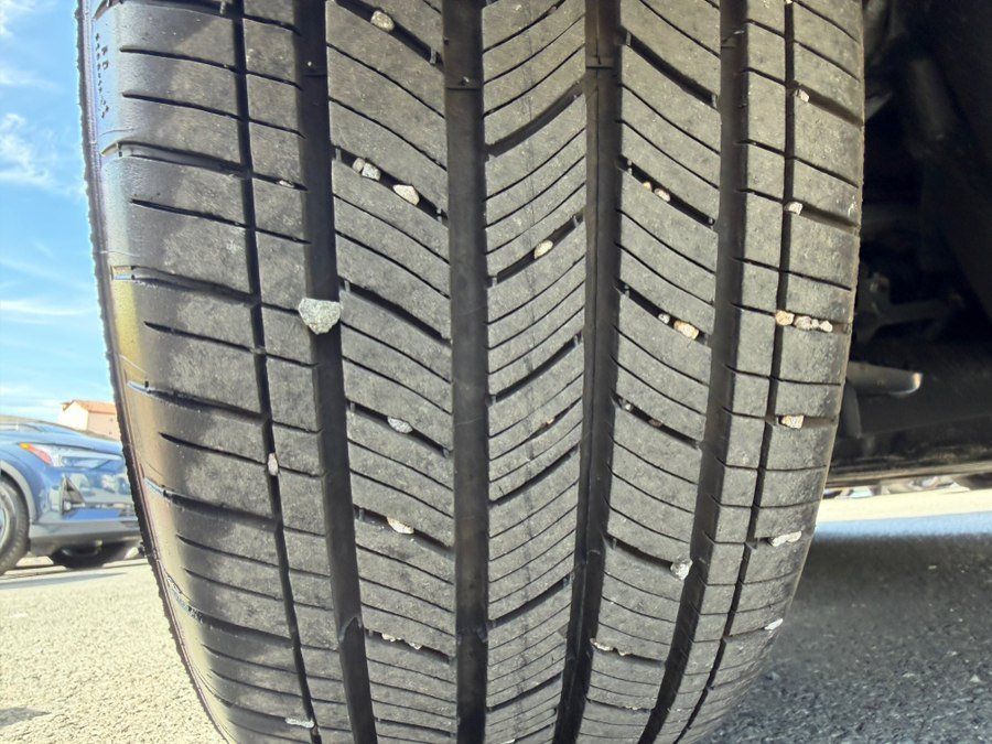 Used 2024 Nissan Leaf SV Plus FWD image 46