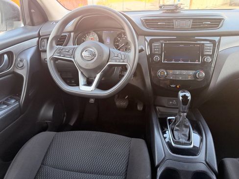 Used 2020 Nissan Rogue Sport S w/ Appearance Package FWD image 28