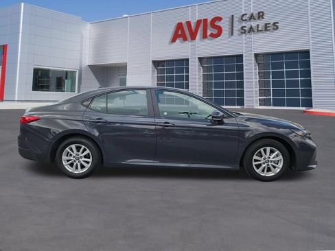 Used 2025 Toyota Camry LE FWD image 7