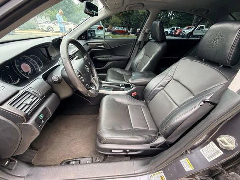 Used 2014 Honda Accord EX-L image 17