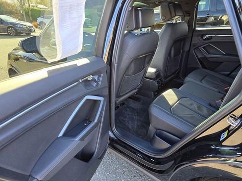 Used 2021 Audi Q3 2.0T Premium w/ Convenience Package image 14