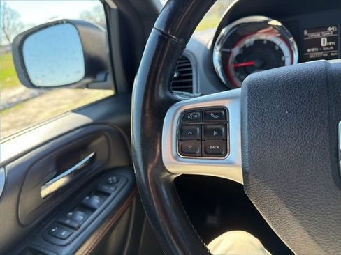 Used 2018 Dodge Grand Caravan GT image 39