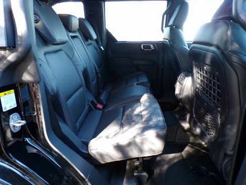 New 2025 Ford Bronco Big Bend image 9