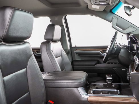 Used 2024 Chevrolet Silverado 1500 LT Trail Boss w/ LT Trail Boss Premium Package image 29