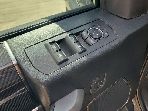 Used 2020 Ford F150 Raptor w/ Equipment Group 802A Luxury AWD/4WD image 18