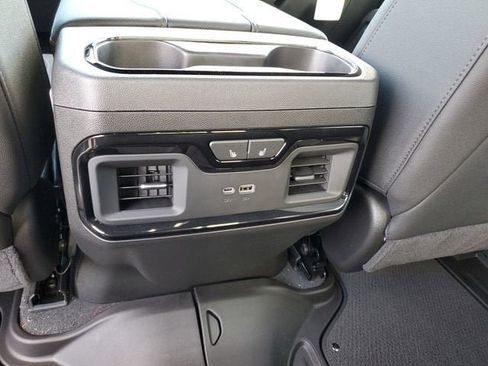 New 2026 GMC Sierra 2500 AT4 w/ AT4 Premium Plus Package AWD/4WD image 17