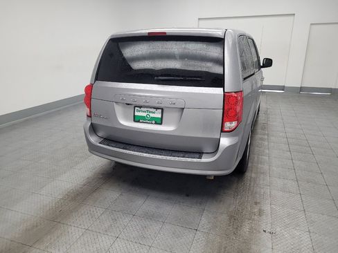 Used 2017 Dodge Grand Caravan SE w/ Power Window Group FWD image 7