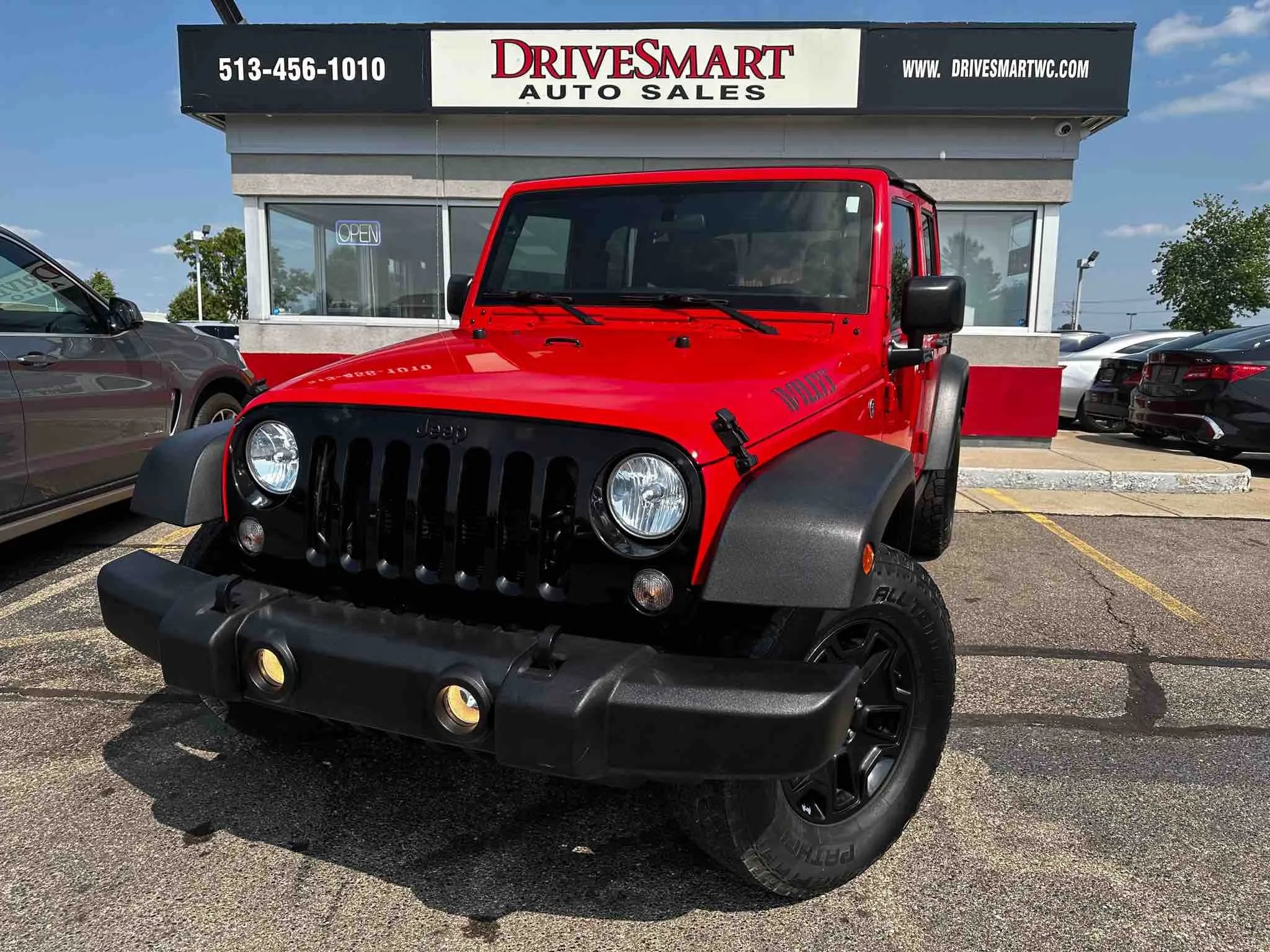 Used 2017 Jeep Wrangler Unlimited Sport AWD/4WD image 2