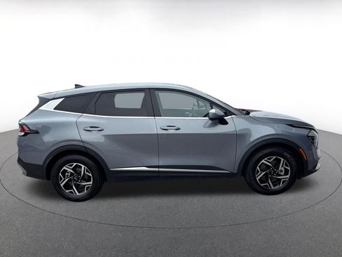 Used 2025 Kia Sportage LX FWD image 15
