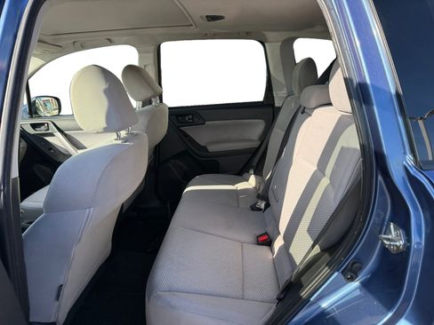 Used 2018 Subaru Forester 2.5i Premium image 16