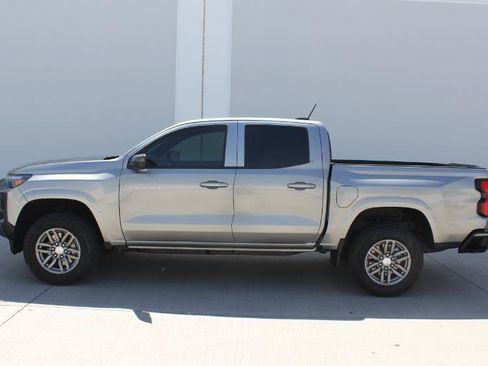 Used 2025 Chevrolet Colorado LT w/ LT Convenience Package RWD image 8