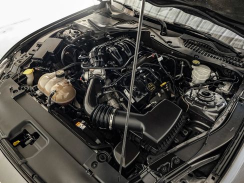 Used 2017 Ford Mustang Coupe image 42