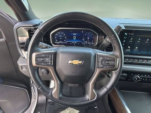 Used 2024 Chevrolet Silverado 2500 High Country w/ High Country Premium Package image 10