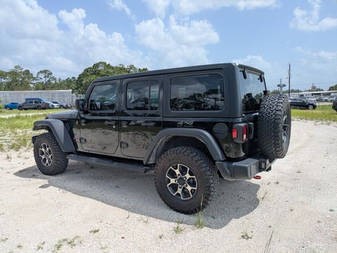 Used 2021 Jeep Wrangler Unlimited Rubicon AWD/4WD image 6