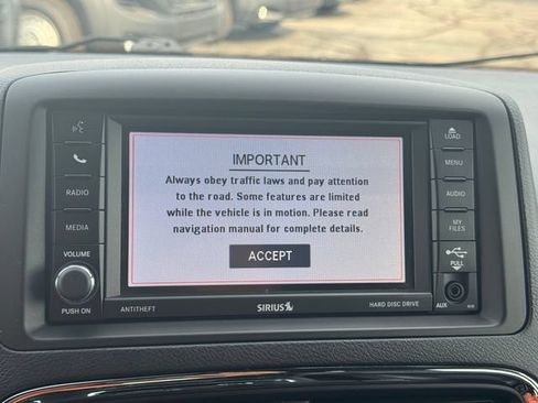 Certified 2017 Dodge Grand Caravan GT FWD image 27