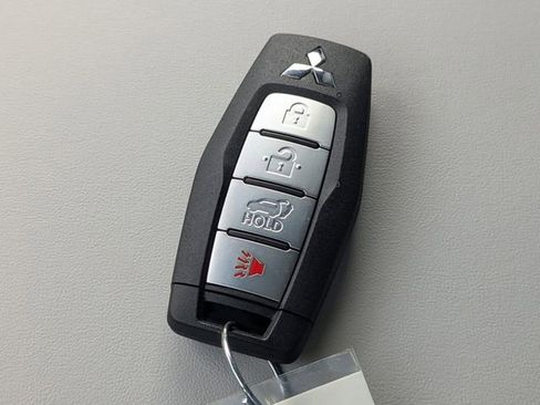 New 2026 Mitsubishi Outlander SE FWD image 28