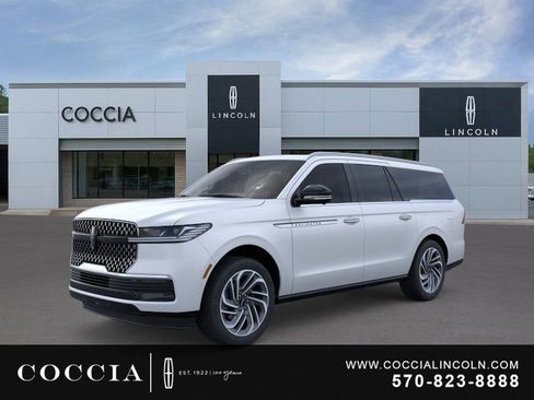 New 2026 Lincoln Navigator L Reserve AWD/4WD image 1