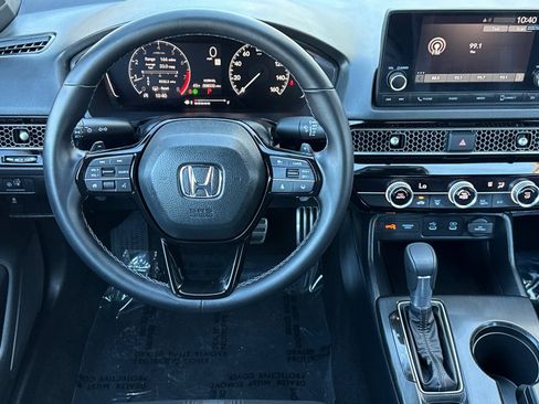 Used 2025 Honda Civic Sport image 13