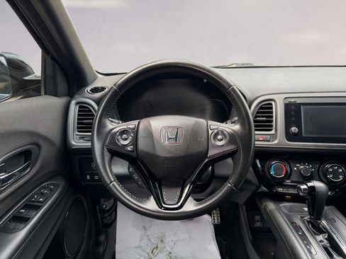 Used 2020 Honda HR-V Sport image 12