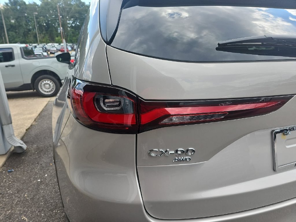 New 2026 MAZDA CX-90 3.3 Turbo w/ Preferred Package AWD/4WD image 35