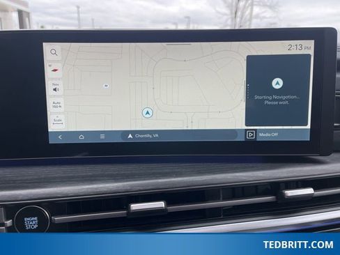 Used 2024 Hyundai Santa Fe Limited image 35